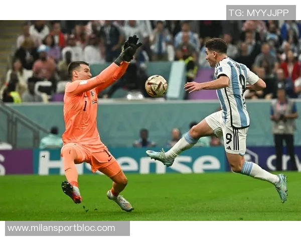 赛哈特海湾主帅对裁判判罚不满指责布罗佐维奇应被红牌罚下