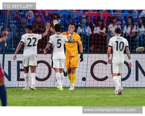 海港面对柔佛全场数据惨淡射门仅6次却未能破门成功